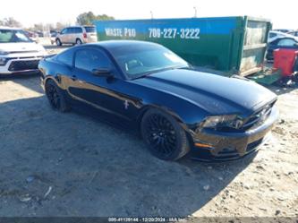 FORD MUSTANG V6 PREMIUM