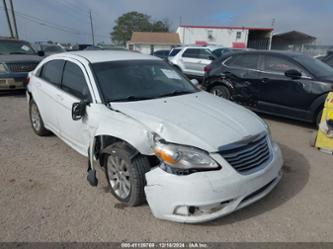 CHRYSLER 200 TOURING