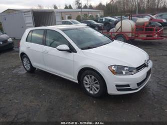 VOLKSWAGEN GOLF TSI S 4-DOOR