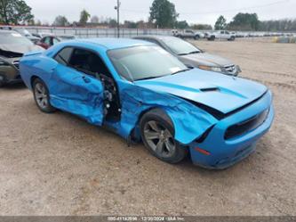 DODGE CHALLENGER SXT