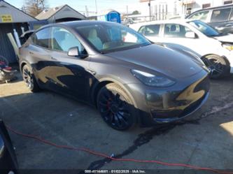 TESLA MODEL Y PERFORMANCE DUAL MOTOR ALL-WHEEL DRIVE