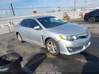 TOYOTA CAMRY SE