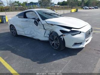 INFINITI Q60 LUXE