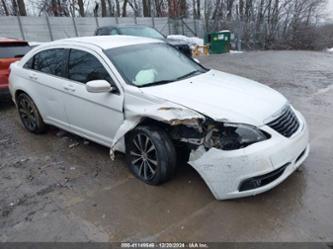 CHRYSLER 200 TOURING