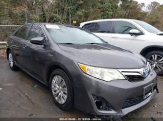 TOYOTA CAMRY HYBRID LE