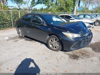 TOYOTA CAMRY SE