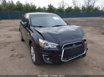 MITSUBISHI OUTLANDER SPORT SE