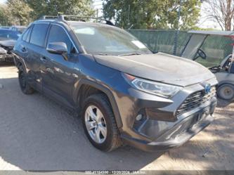 TOYOTA RAV4 HYBRID XLE