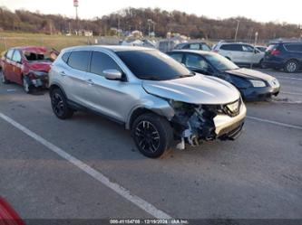 NISSAN ROGUE SPORT S