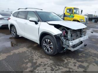 TOYOTA HIGHLANDER HYBRID XLE