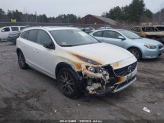 VOLVO V60 T5