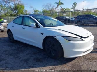 TESLA MODEL 3 LONG RANGE REAR-WHEEL DRIVE