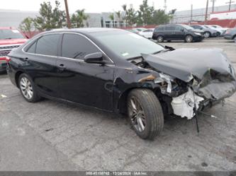 TOYOTA CAMRY SE