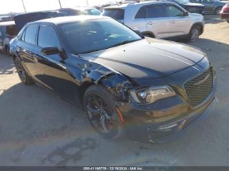 CHRYSLER 300 TOURING L