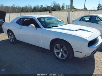 DODGE CHALLENGER SXT