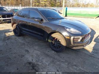 PORSCHE MACAN T