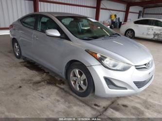 HYUNDAI ELANTRA SE