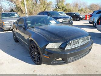 FORD MUSTANG V6 PREMIUM