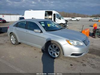 CHRYSLER 200 TOURING