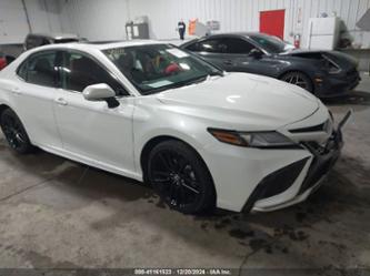 TOYOTA CAMRY HYBRID XSE