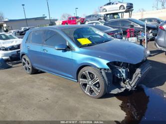 VOLKSWAGEN GOLF TSI S 4-DOOR