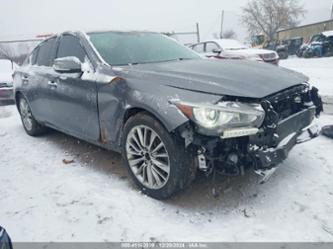 INFINITI Q50 LUXE AWD