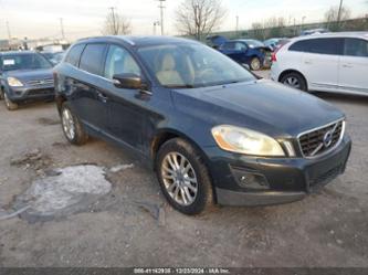 VOLVO XC60 T6/T6 R-DESIGN