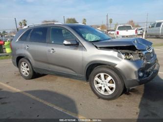 KIA SORENTO LX