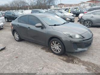 MAZDA 3 I GRAND TOURING