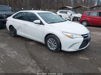 TOYOTA CAMRY LE