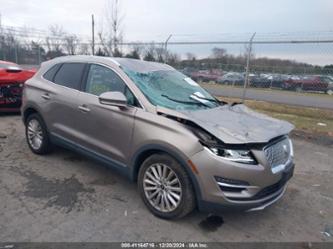 LINCOLN MKC STANDARD