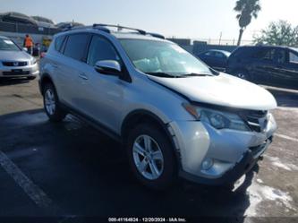 TOYOTA RAV4 XLE