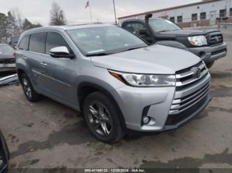 TOYOTA HIGHLANDER LIMITED PLATINUM