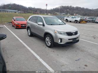 KIA SORENTO EX V6