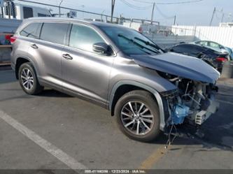 TOYOTA HIGHLANDER XLE