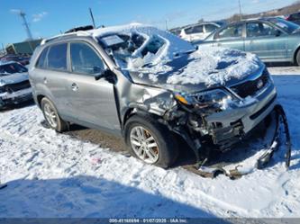 KIA SORENTO LX