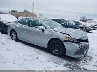 TOYOTA CAMRY HYBRID LE HYBRID