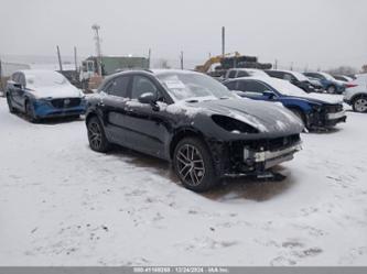 PORSCHE MACAN T