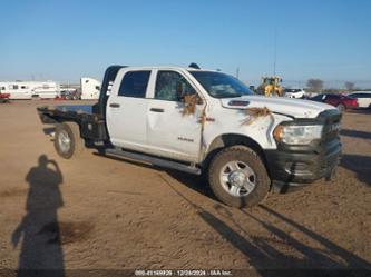 RAM 2500 TRADESMAN 4X4 8 BOX