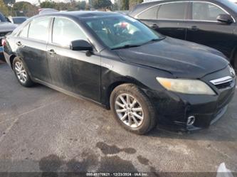 TOYOTA CAMRY HYBRID