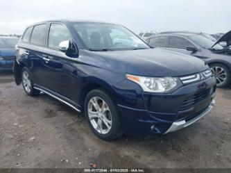 MITSUBISHI OUTLANDER SE