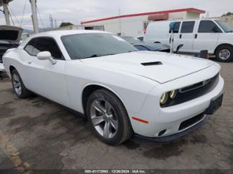 DODGE CHALLENGER SXT