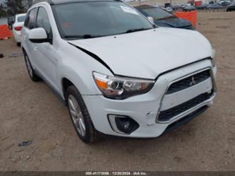 MITSUBISHI OUTLANDER SPORT SE