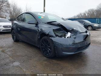 TESLA MODEL Y LONG RANGE DUAL MOTOR ALL-WHEEL DRIVE