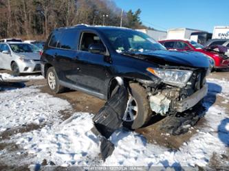 TOYOTA HIGHLANDER BASE PLUS V6