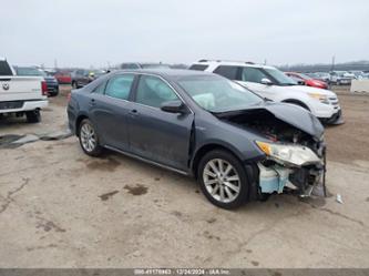 TOYOTA CAMRY HYBRID XLE