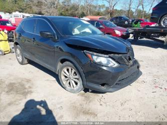 NISSAN ROGUE SPORT S