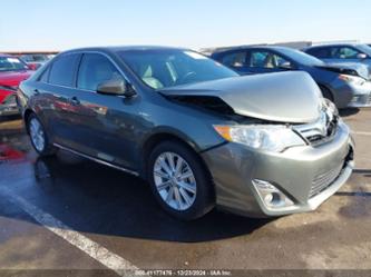 TOYOTA CAMRY HYBRID XLE