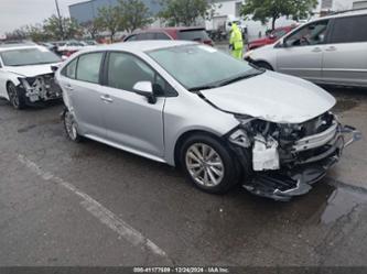 TOYOTA COROLLA HYBRID LE