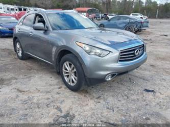 INFINITI QX70